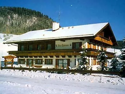 Gaestehaus Taubensee Hotel Oberwoessen