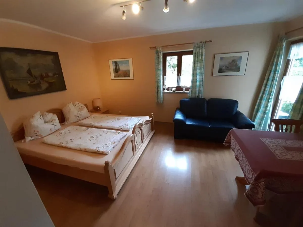 Guest house Gaestehaus Taubensee Hotel Oberwoessen Germany